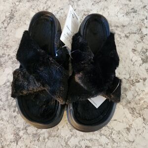 Elegant Black Fur Women's Sandals